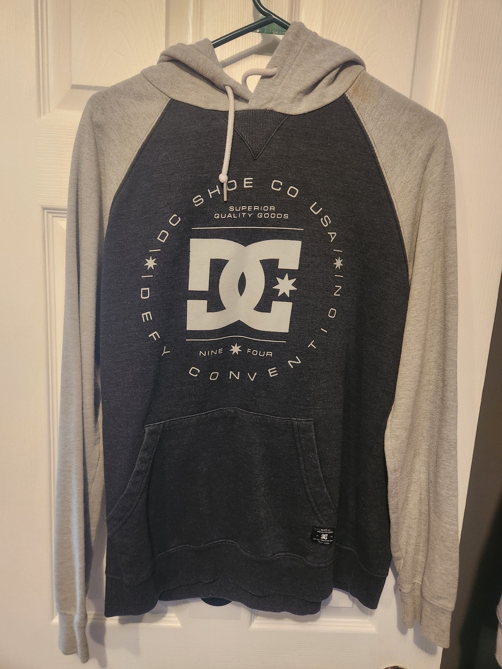 DC Men's Two-Tone Hooded Sweatshirt - Gray/Light Gray